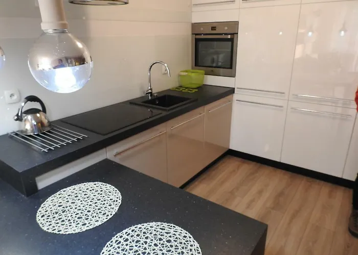 Apartament z ogrodem Wiśniowy Sad